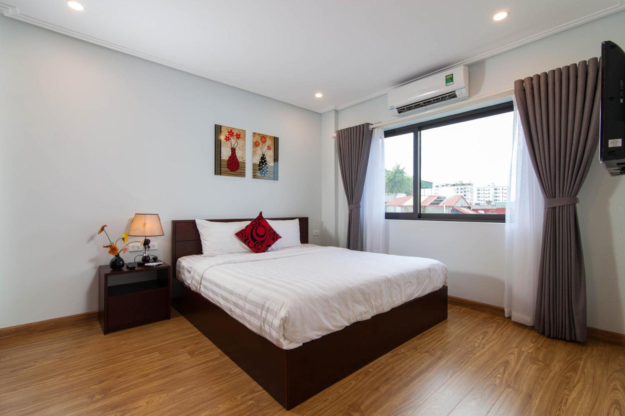 Sumitomo 8 Apartment - Alley 21 Linh Lang Hanoi Exterior photo